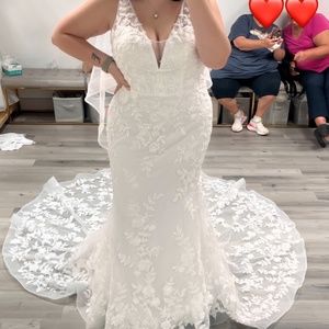 Wedding Dress! Street Sizes 12-14-16! Brand new!